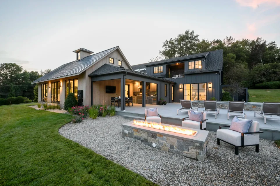 1 0 4 Farmhouse Outdoor Features 2024
