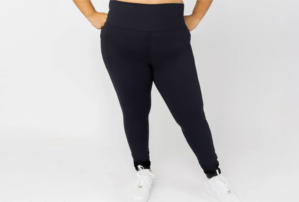 Athleta Salutation Stash 7/8 Tight: Petite-Friendly Leggings for exercise