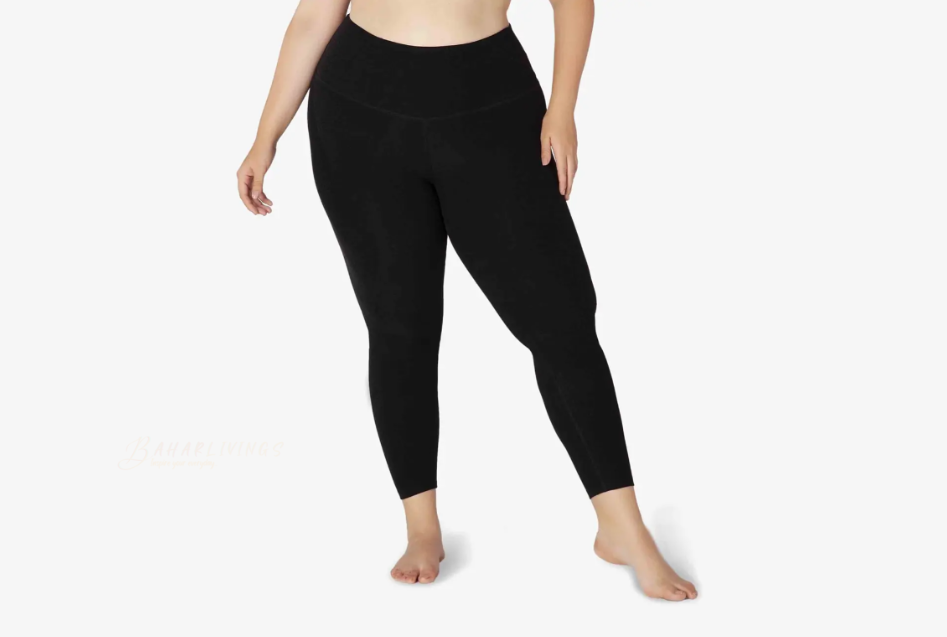 Universal Standard Next-to-Naked Legging: Versatile and Lightweight