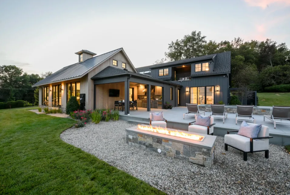 8 0 Outdoor Features 2024