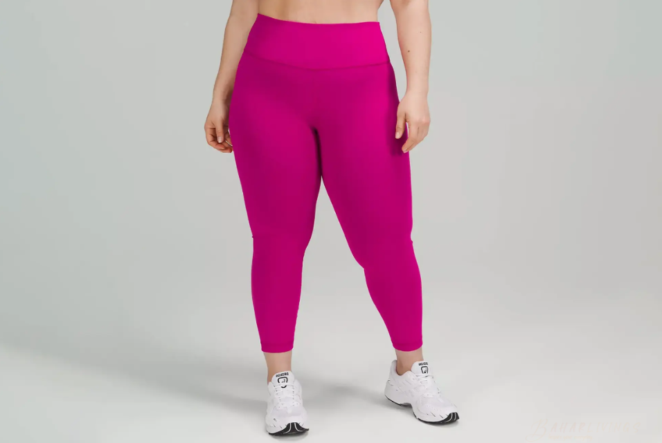 Alo 7/8 High-Waist Airbrush Top workout leggings: Plush and Tactile Fabric