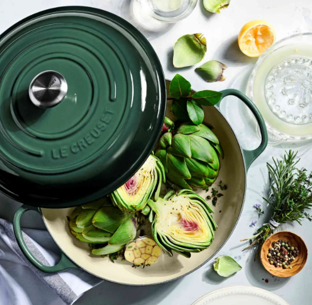 3 0 3 Le Creuset Signature Braiser - Versatile Cookware for Gourmet Meals