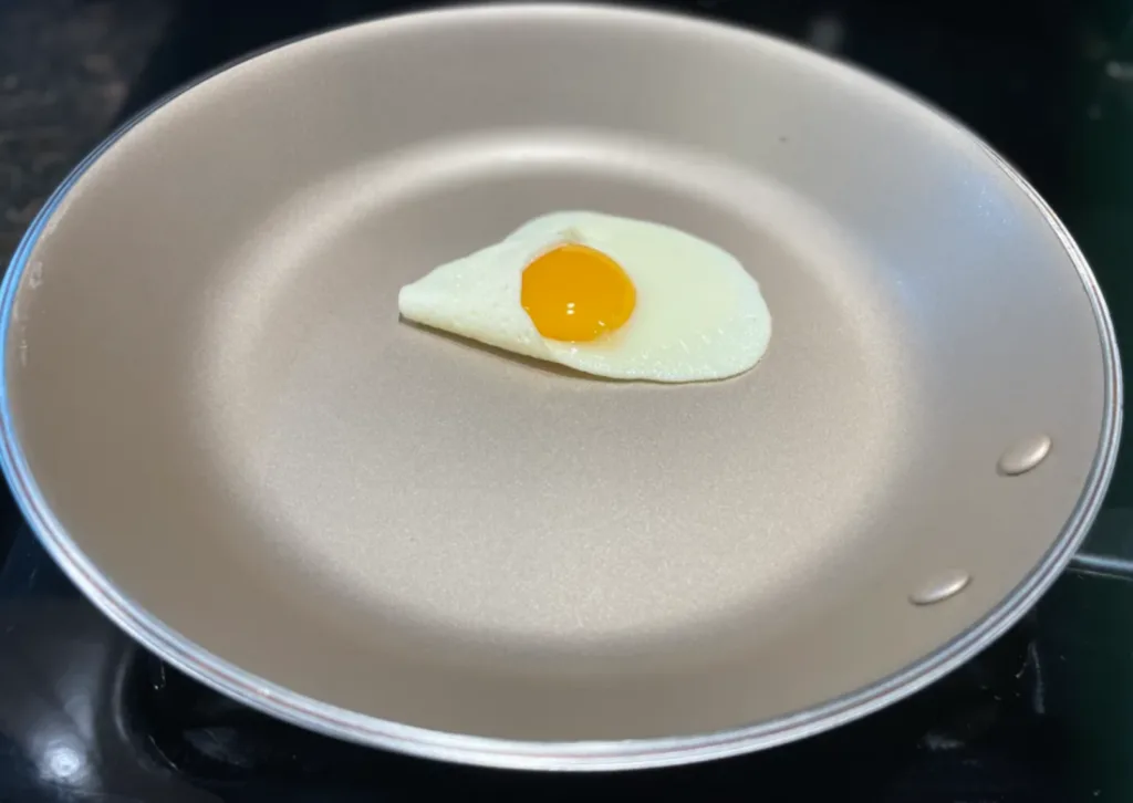 9 0 8 Comparison of various nonstick frying pans - choose the best for your needs.