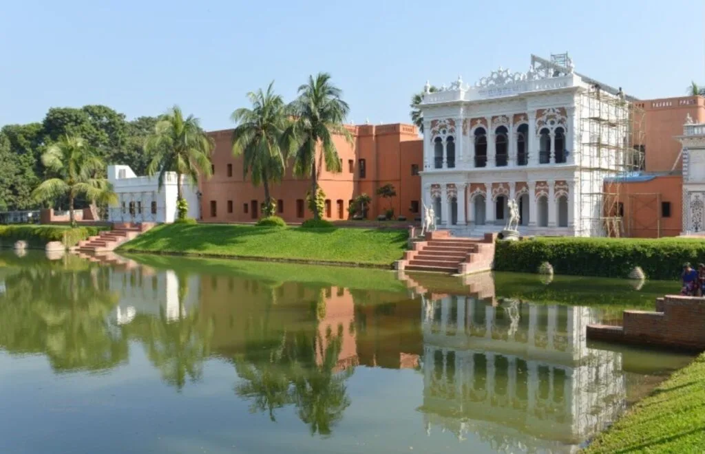Panam Nagar is one of the nice places to visit in Dhaka