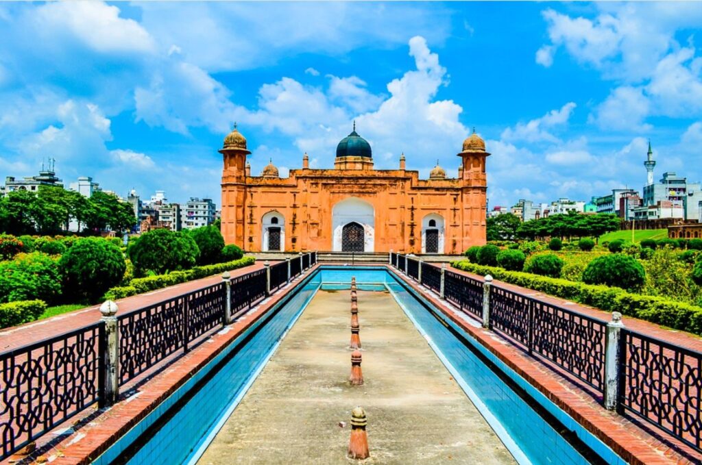 Lalbagh Fort, Old Dhaka - Famous Historical places